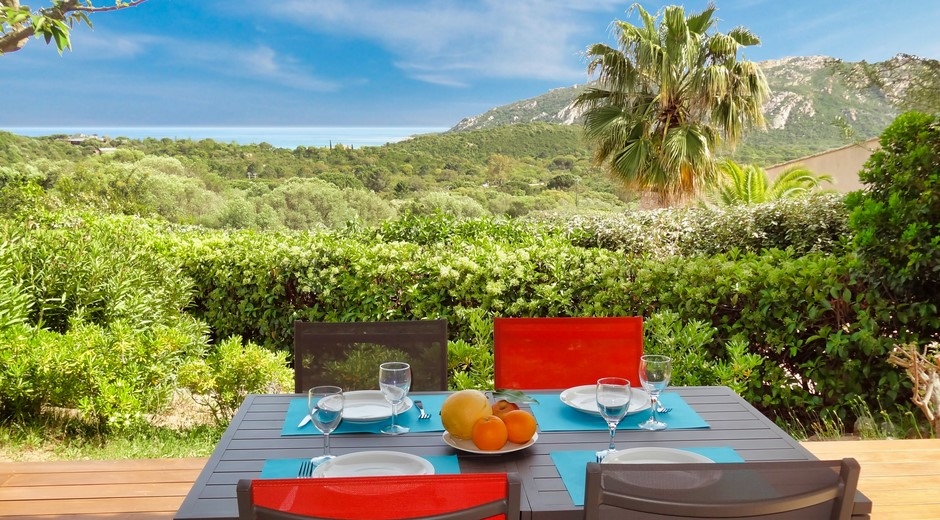 Terrasse avec vue sur Santa Giulia