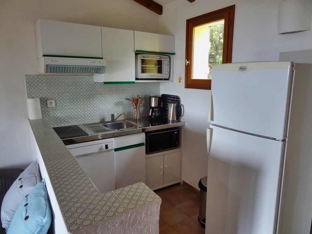 U Sole Livante: location mini villa T2 vue mer baie Santa Giulia, Porto Vecchio