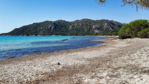 U Sole Livante à proximité plage de Santa Giulia
