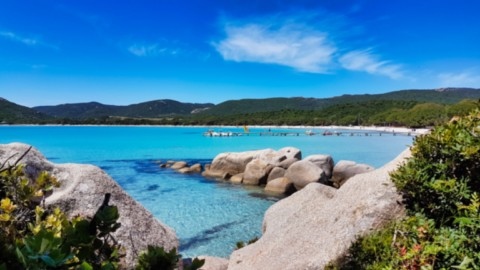 U Sole Livante à proximité plage de Santa Giulia