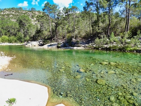 U Sole Livante randonnée ruisseau